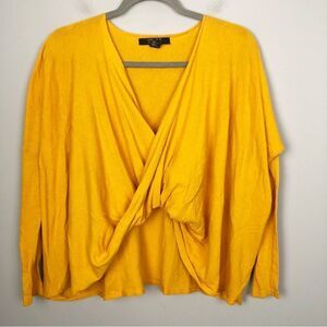 FOREVER 21 | Yellow Oversized Cross Wrap Sweater Women’s Size X-Small